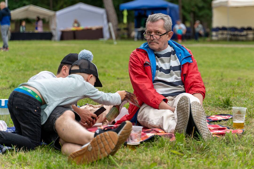 XX-asis dainuojamosios poezijos festivalis „Akacijų alėja“ 