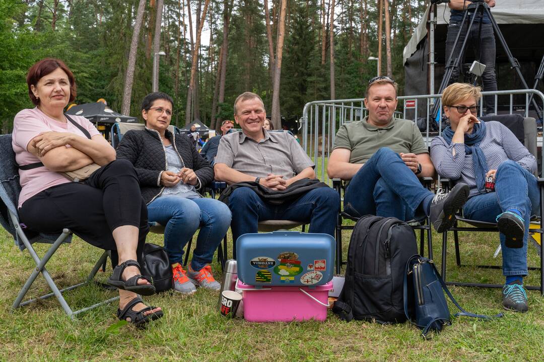 XX-asis dainuojamosios poezijos festivalis „Akacijų alėja“ 
