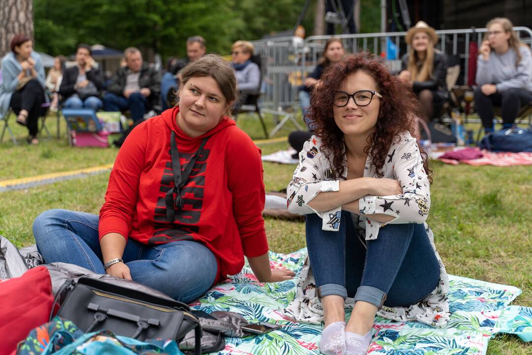 XX-asis dainuojamosios poezijos festivalis „Akacijų alėja“ 