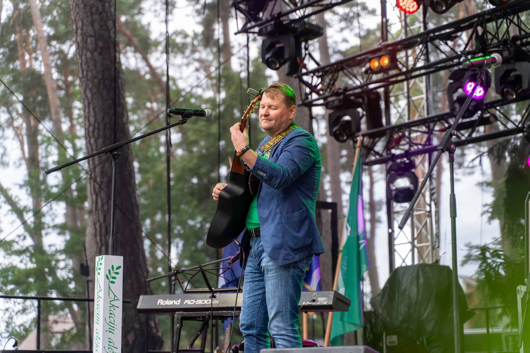 XX-asis dainuojamosios poezijos festivalis „Akacijų alėja“ 
