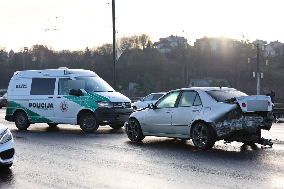 Kaune – automobilių avarijos ir spūstys