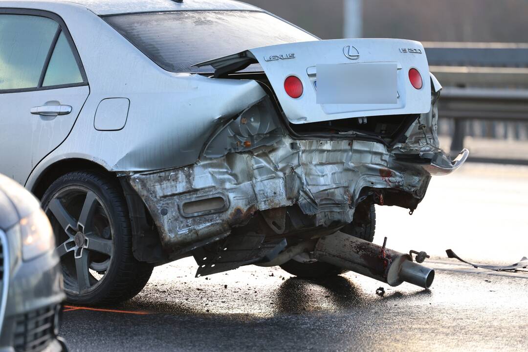Kaune – automobilių avarijos ir spūstys