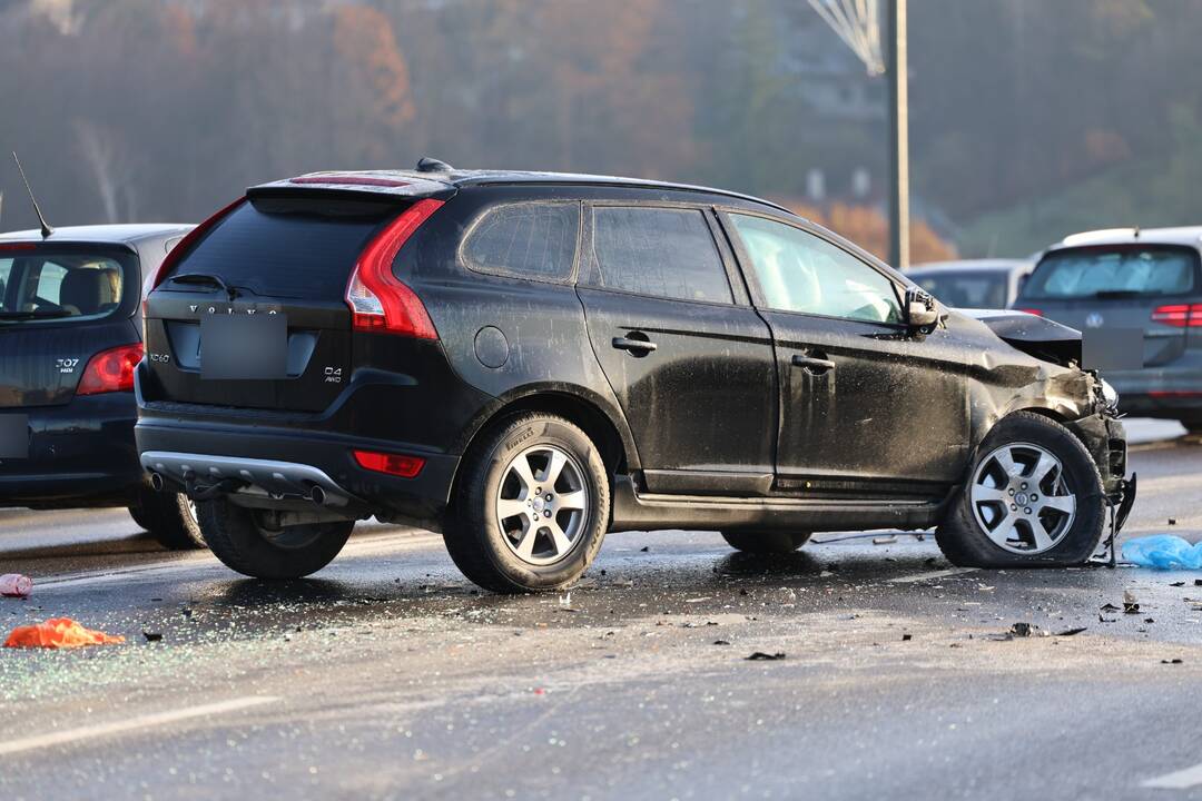 Kaune – automobilių avarijos ir spūstys