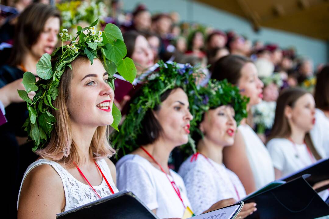 Dainų šventė sutraukė apie pusę Lietuvos