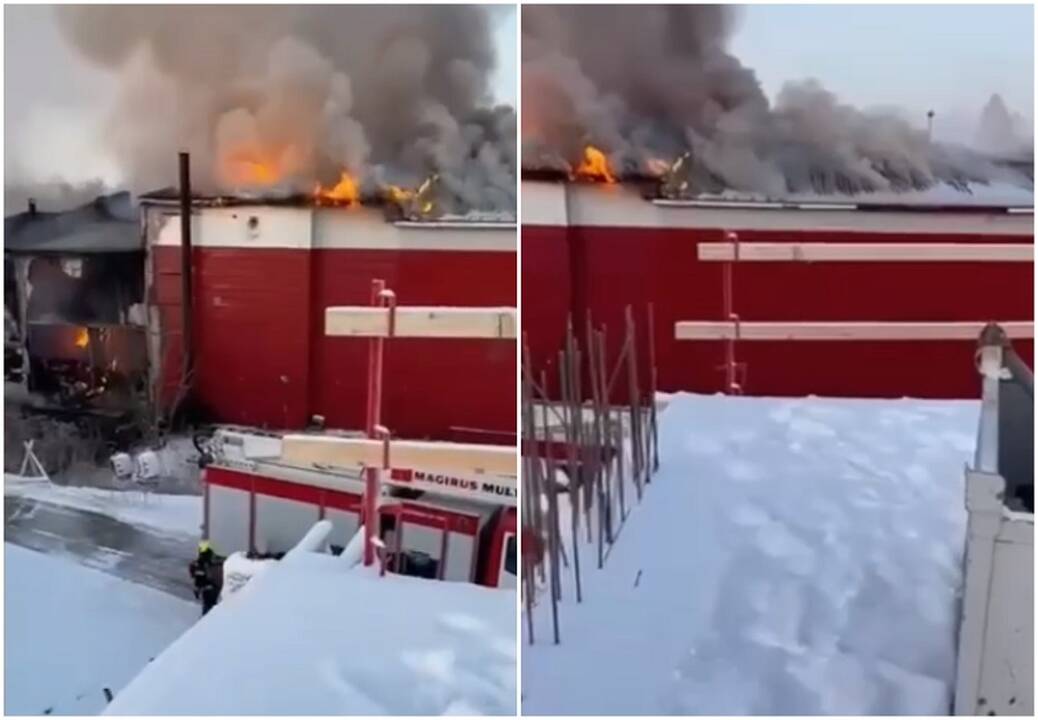 Sankt Peterburge kilo didelis gaisras gamykloje „Belarus MTZ“