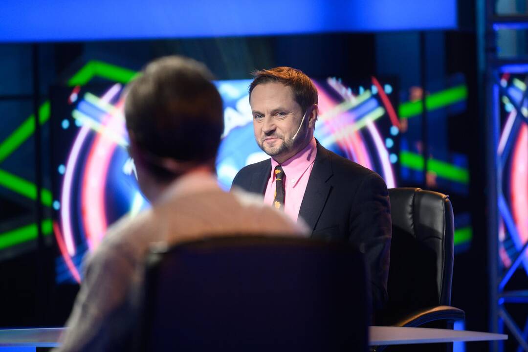 Viktorinos vedėjas Darius Jurgelevičius ir Saulius Štulas (dešinėje)