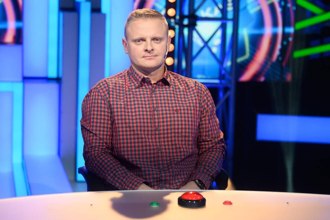 Viktorinos vedėjas Darius Jurgelevičius ir Saulius Štulas (dešinėje)