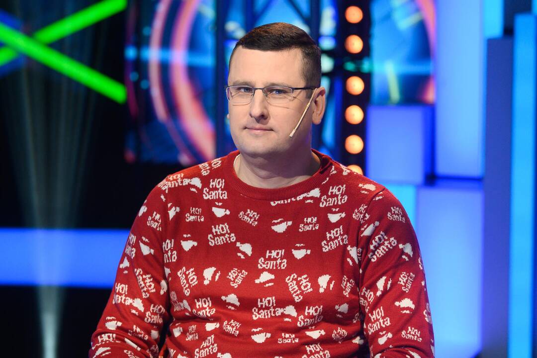 Viktorinos vedėjas Darius Jurgelevičius ir Saulius Štulas (dešinėje)