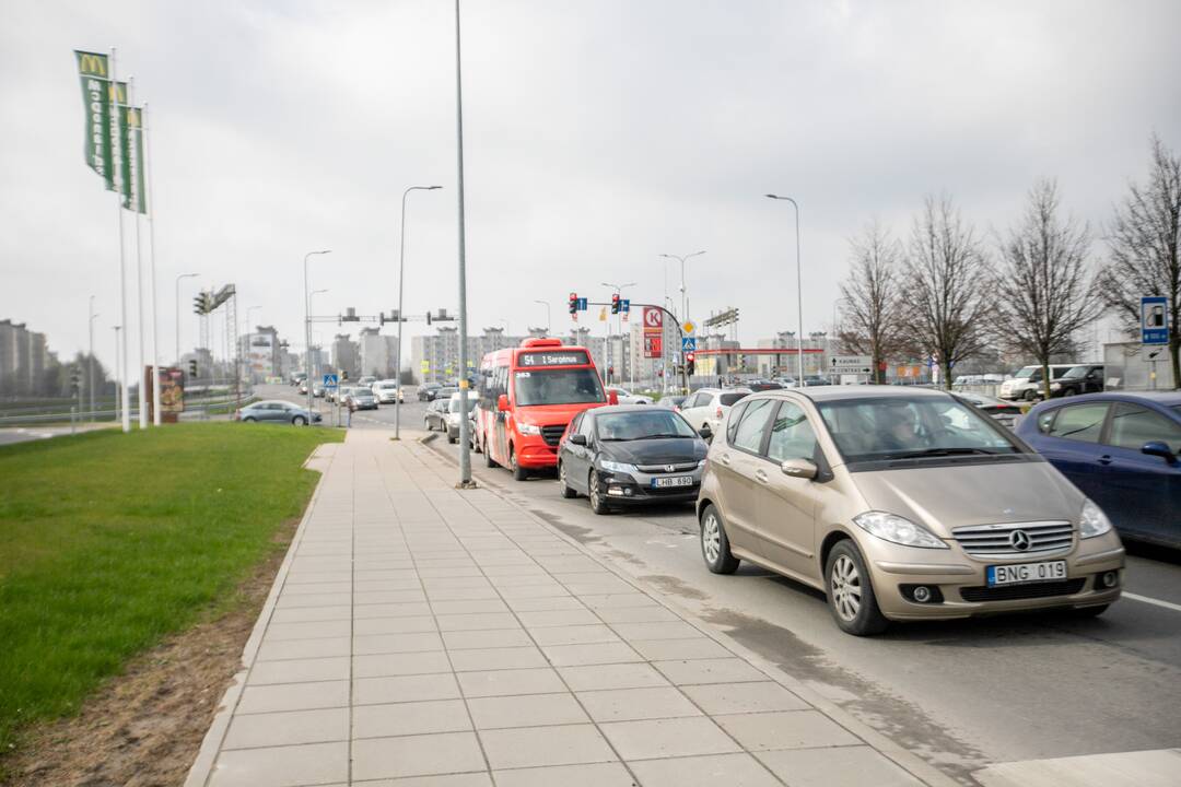 Sankryža prie „McDonald‘s“ restorano