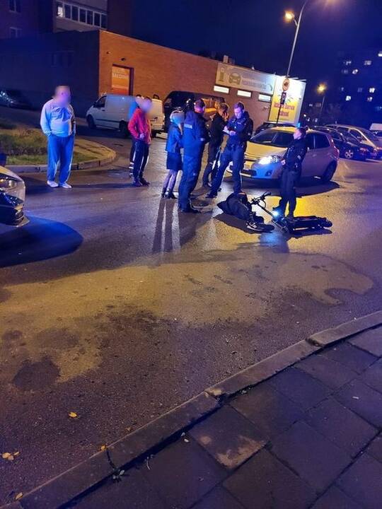 Šiurpu: kai kuriems paspirtukų vairuotojams važiuoti prieš eismą – kasdienybė. 
