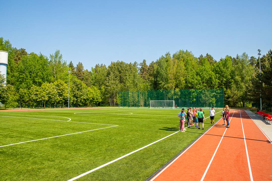 Įkurtuvės: po vieno dabar apleisto pastato rekonstrukcijos, jame bus įkurdinta laisvalaikio salė, biblioteka, sporto klubas, šeimos gydytojo kabinetas, seniūnija ir kultūros centras.