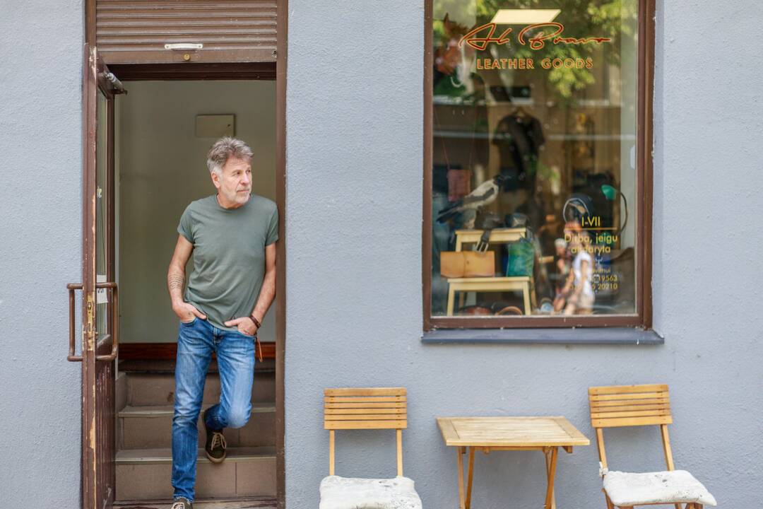 Vieta: A. Velminskui įprasta, kad pas jį žmonės užsuka tiesiog šiaip.
