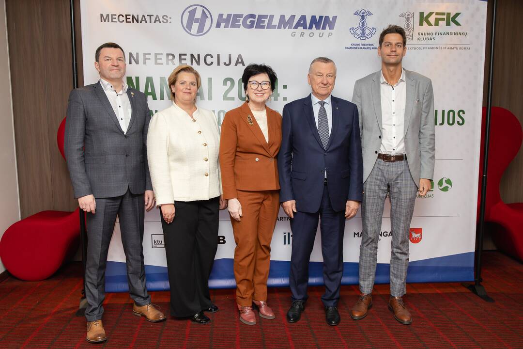 Lyderiai: (iš kairės) R. Krušinskas, T. Povilauskas, Z. Dargevičius ir E. Valatka konferencijoje dalijosi savo įžvalgomis apie verslą, finansus ir ekonomiką.