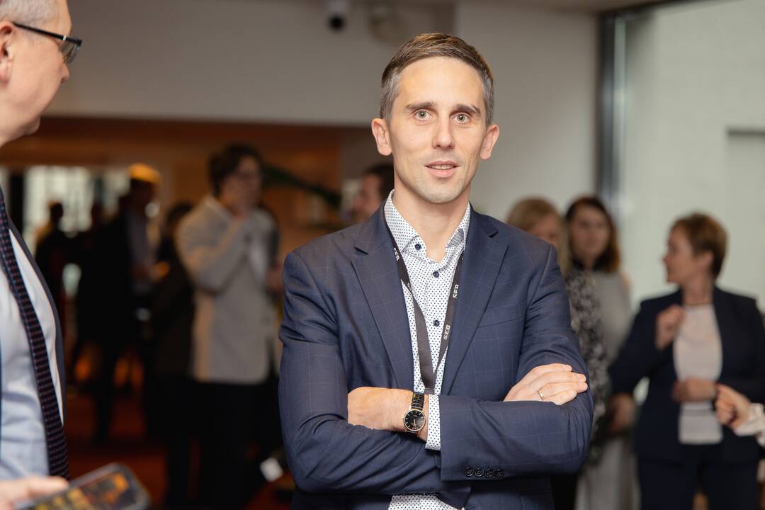Lyderiai: (iš kairės) R. Krušinskas, T. Povilauskas, Z. Dargevičius ir E. Valatka konferencijoje dalijosi savo įžvalgomis apie verslą, finansus ir ekonomiką.