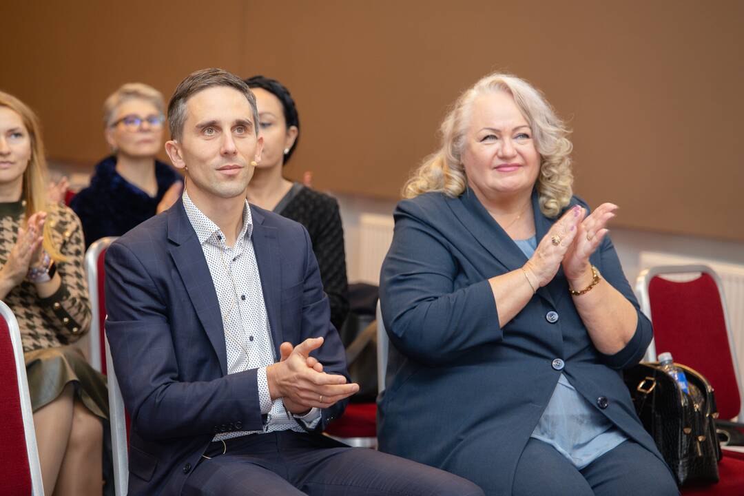 Lyderiai: (iš kairės) R. Krušinskas, T. Povilauskas, Z. Dargevičius ir E. Valatka konferencijoje dalijosi savo įžvalgomis apie verslą, finansus ir ekonomiką.