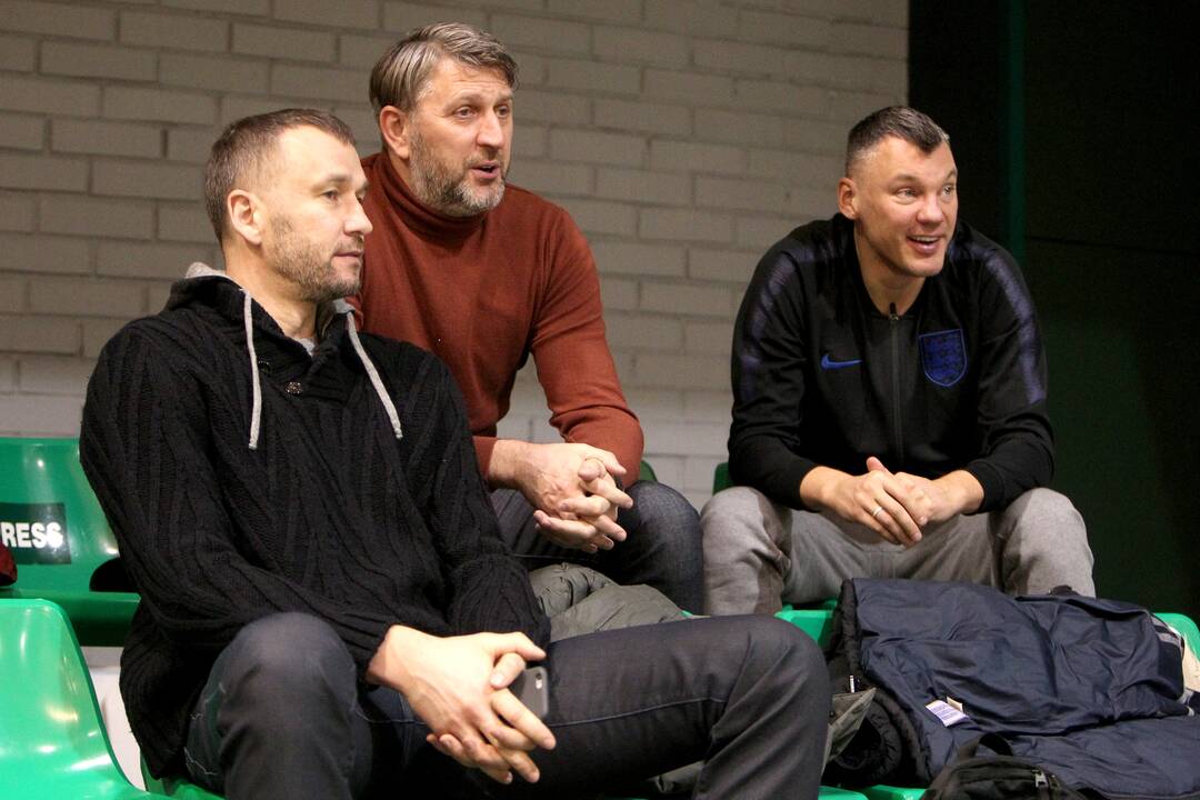 Lūkesčiai: LKF vadovai, nacionalinės komandos treneriai ir sirgaliai tikisi, kad Kaune vyksiančiame ikiolimpiniame atrankos turnyre žais D.Sabonis ir J.Valančiūnas.