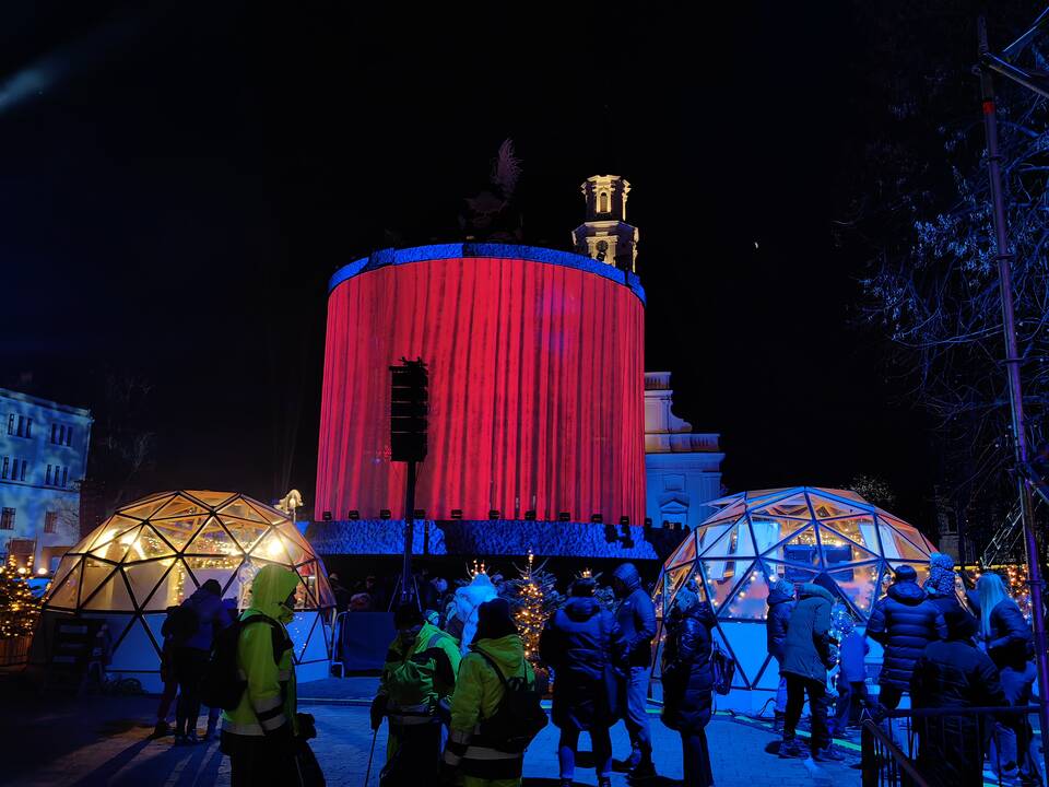 Kaunas plūsta į Rotušės aikštę