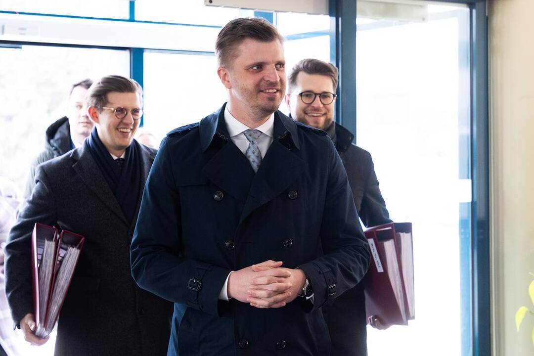 Prezidento rinkimuose dalyvauti siekiantis G. Jeglinskas VRK pateikė per 26 tūkst. parašų