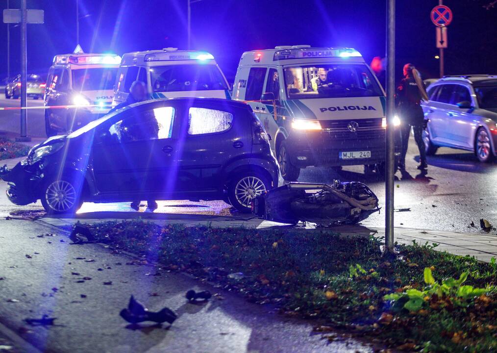 Aleksote – automobilio ir motociklo avarija