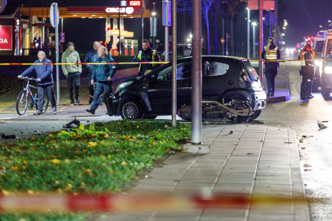 Aleksote – automobilio ir motociklo avarija