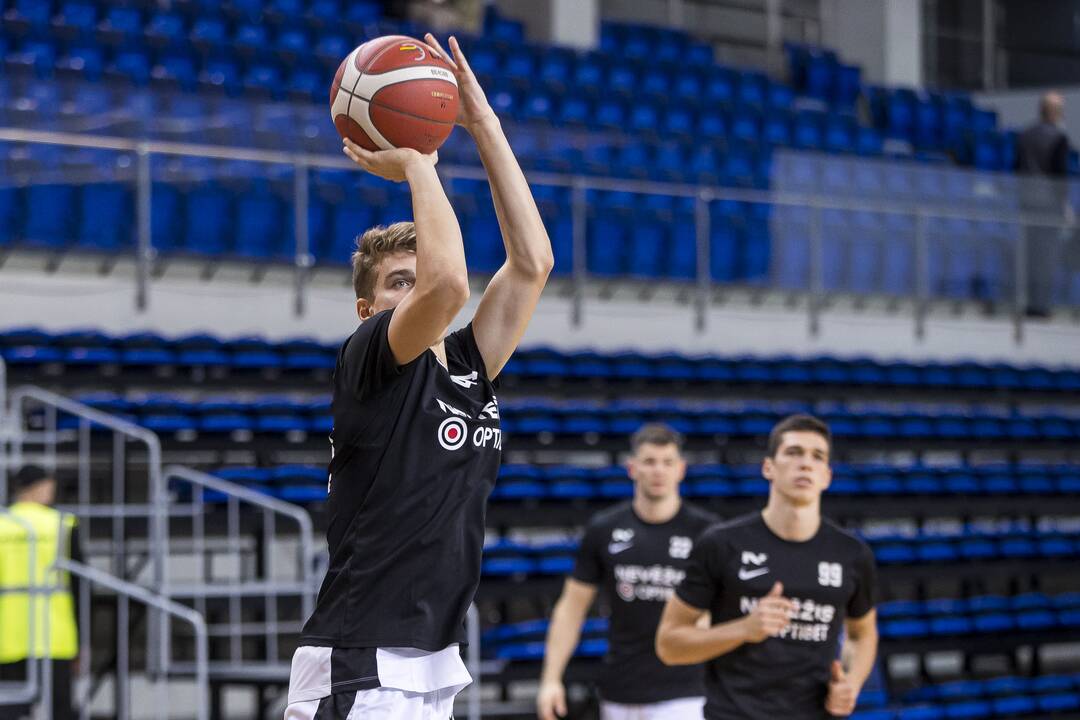 Jonavos „CBet“ ekipa KMT iškovojo lengvą pergalę