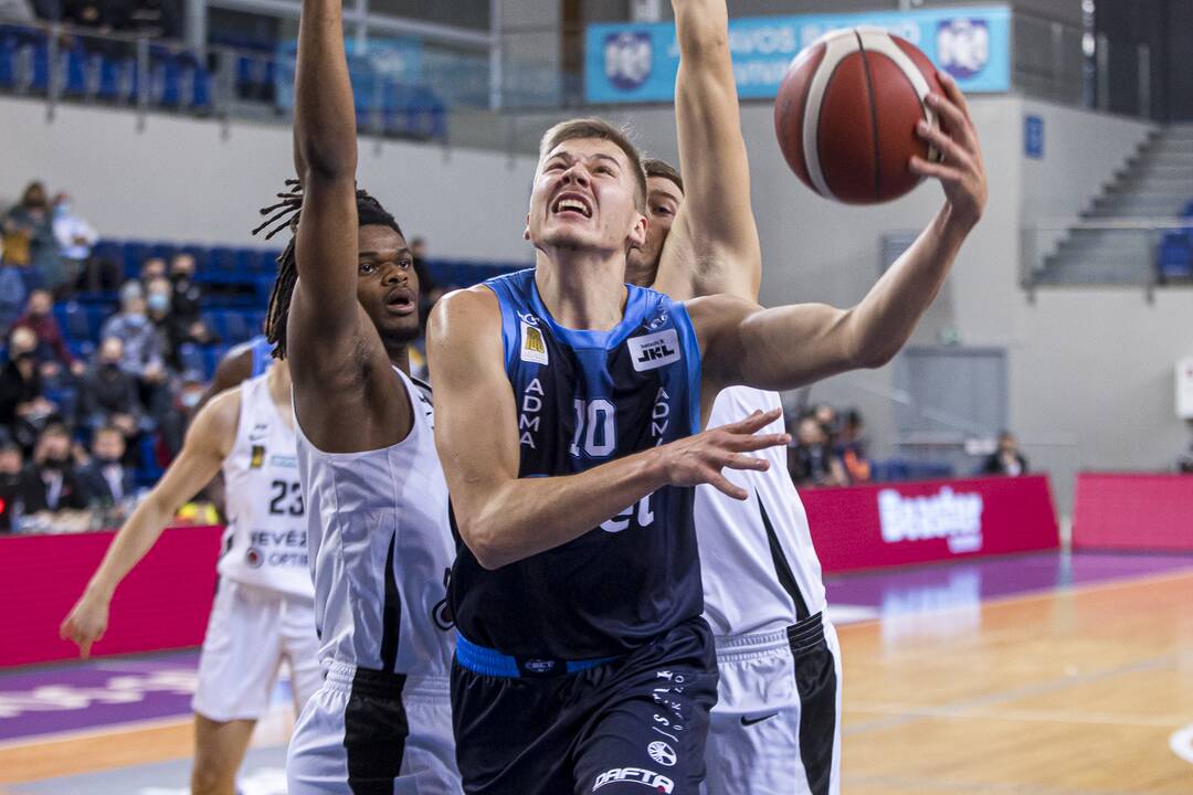 Jonavos „CBet“ ekipa KMT iškovojo lengvą pergalę