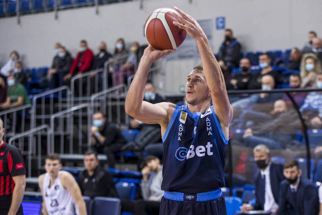 Jonavos „CBet“ ekipa KMT iškovojo lengvą pergalę