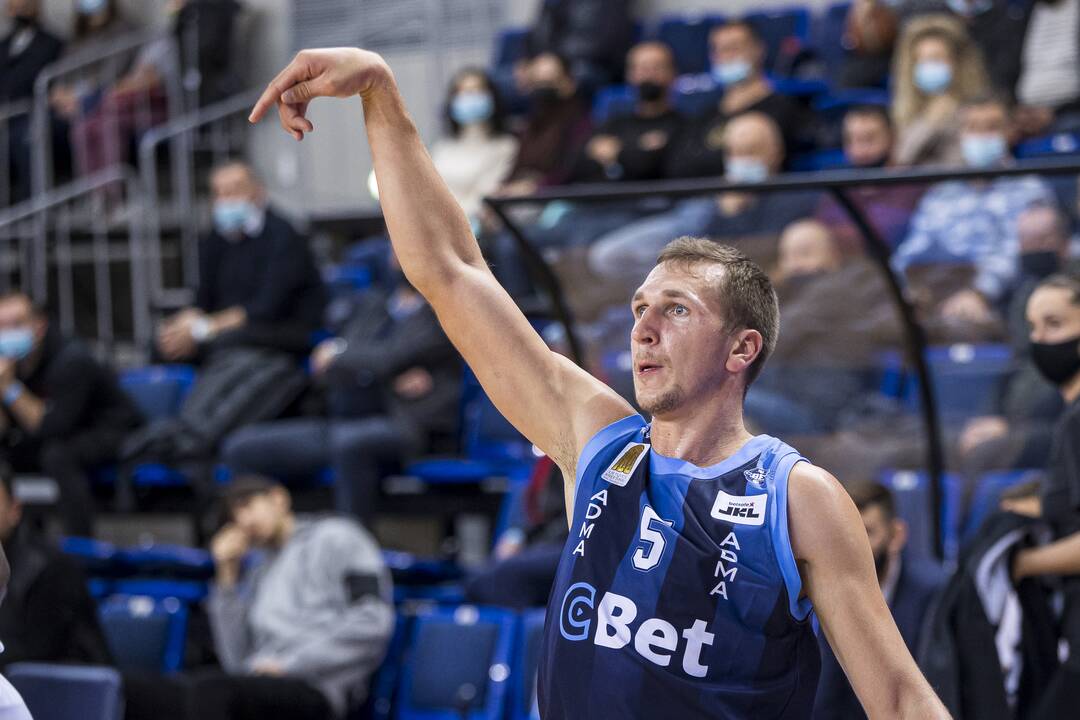 Jonavos „CBet“ ekipa KMT iškovojo lengvą pergalę