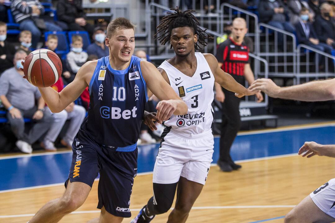 Jonavos „CBet“ ekipa KMT iškovojo lengvą pergalę