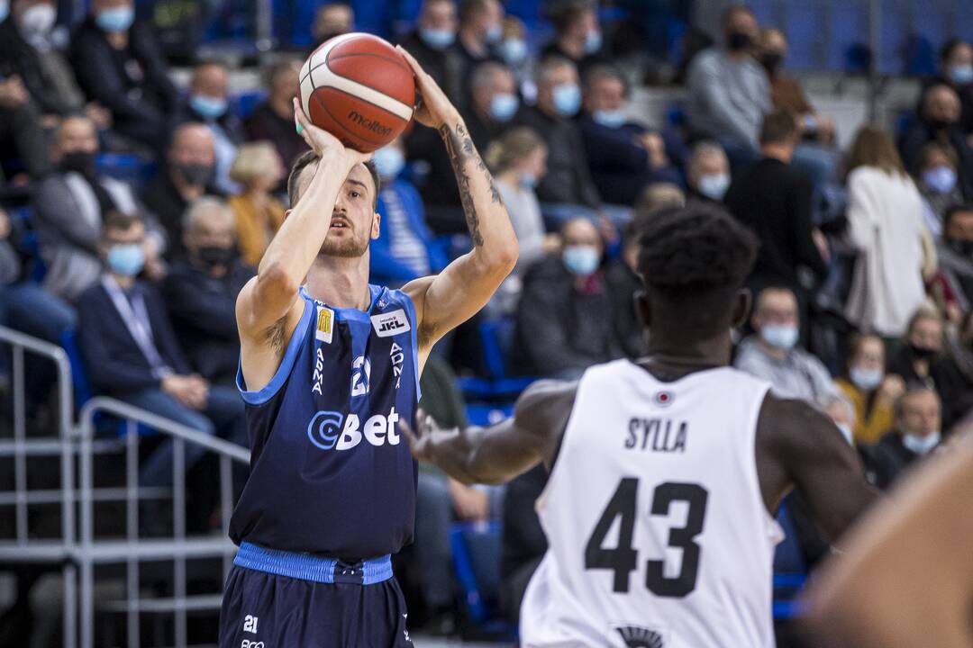 Jonavos „CBet“ ekipa KMT iškovojo lengvą pergalę