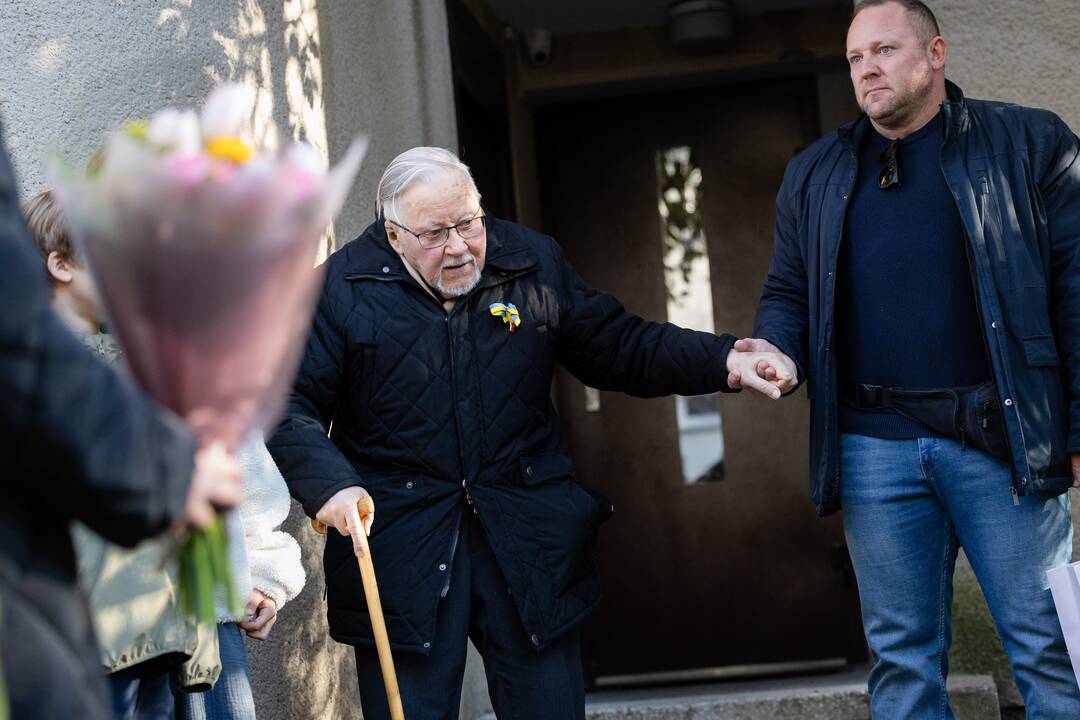 Profesorius V. Landsbergis mini 92-ąjį gimtadienį