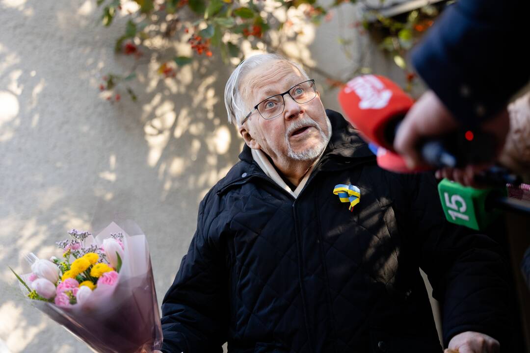 Profesorius V. Landsbergis mini 92-ąjį gimtadienį