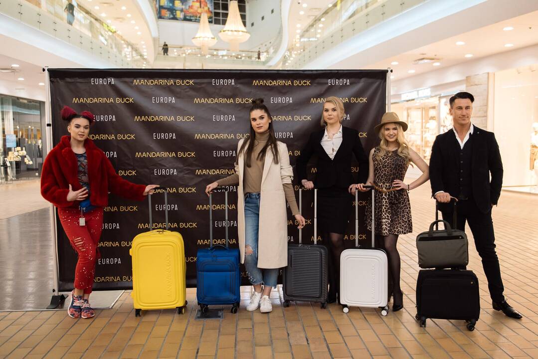 Nijolė Pareigytė-Rukaitienė (kairėje), Kristina Kaikarienė, Ingrida Martinkėnaitė