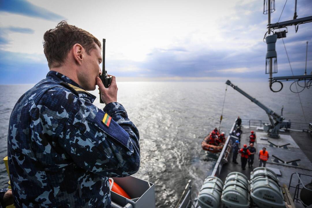Norėjo gauti darbą: pusantros valandos po vandeniu vos nesibaigė tragedija