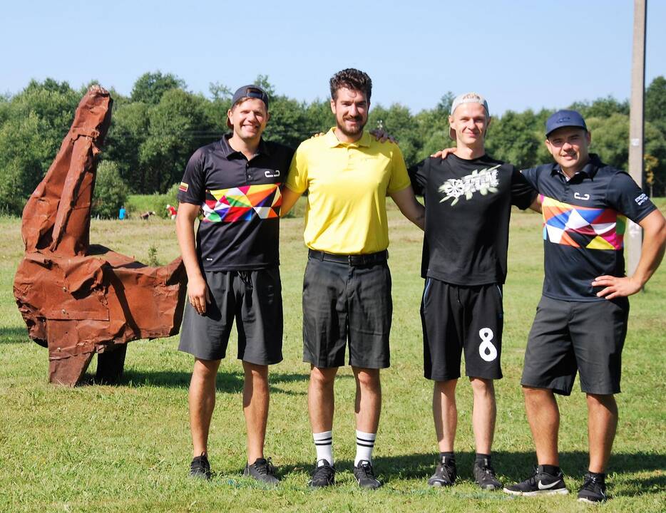 Iš kairės: M. Kreivys, R. Mikalkėnas, M. Jurgelevičius, T. Ūselis. 
