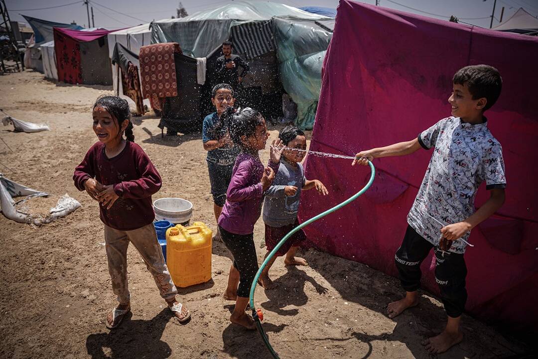 UNICEF perspėja, kad Rafos puolimas keltų grėsmę 600 tūkst. vaikų