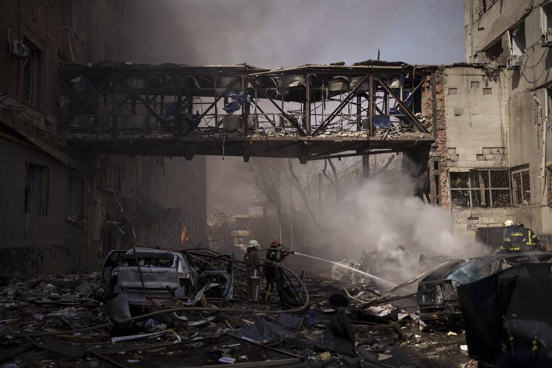 Penkiasdešimt antroji karo Ukrainoje diena