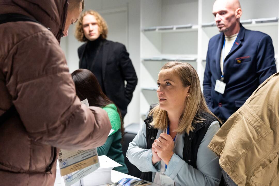 VRK: Seimo rinkimuose dirbs apie 16 tūkst. komisijų narių ir daugiau nei 3 tūkst. stebėtojų