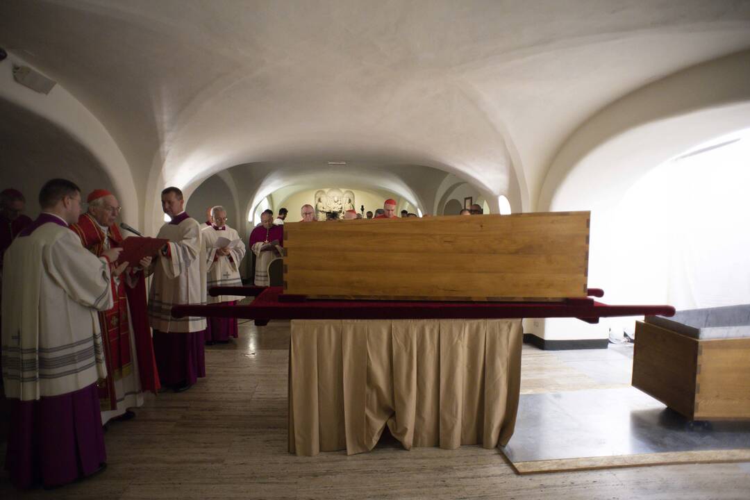 Popiežiaus emerito Benedikto XVI laidotuvės 