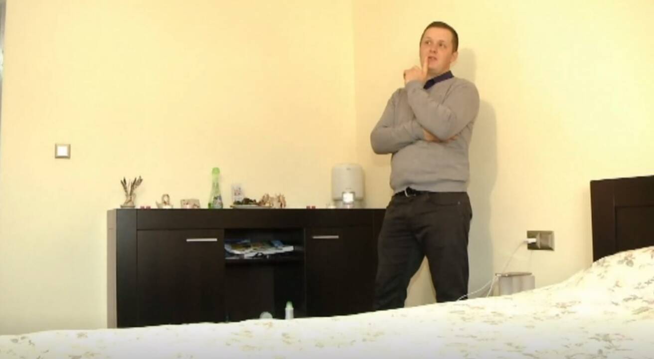 Indaują įsigijęs vyras grąžino joje aptiktus 95 tūkst. eurų