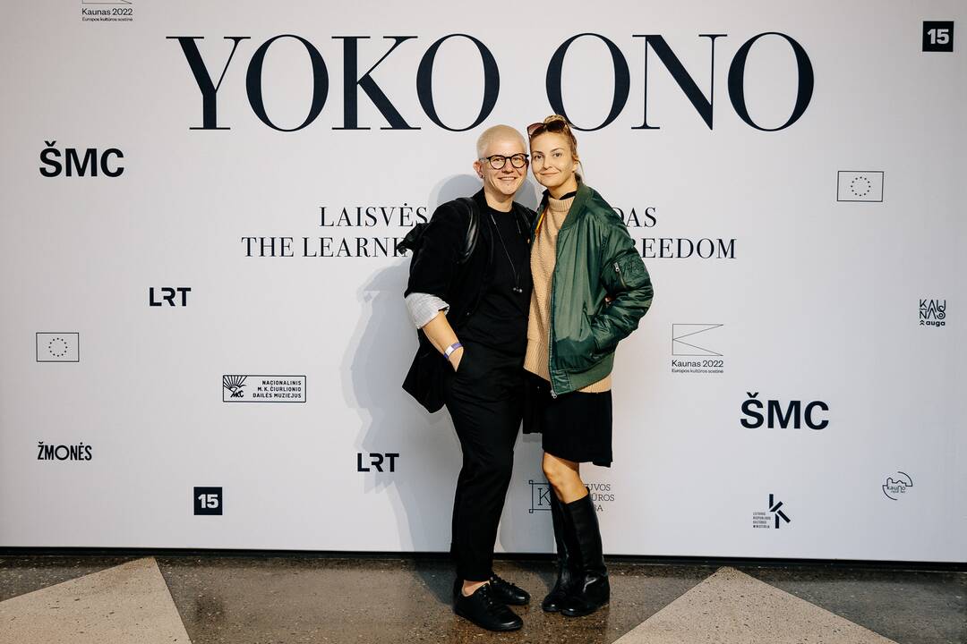 Yoko Ono parodos svečiai
