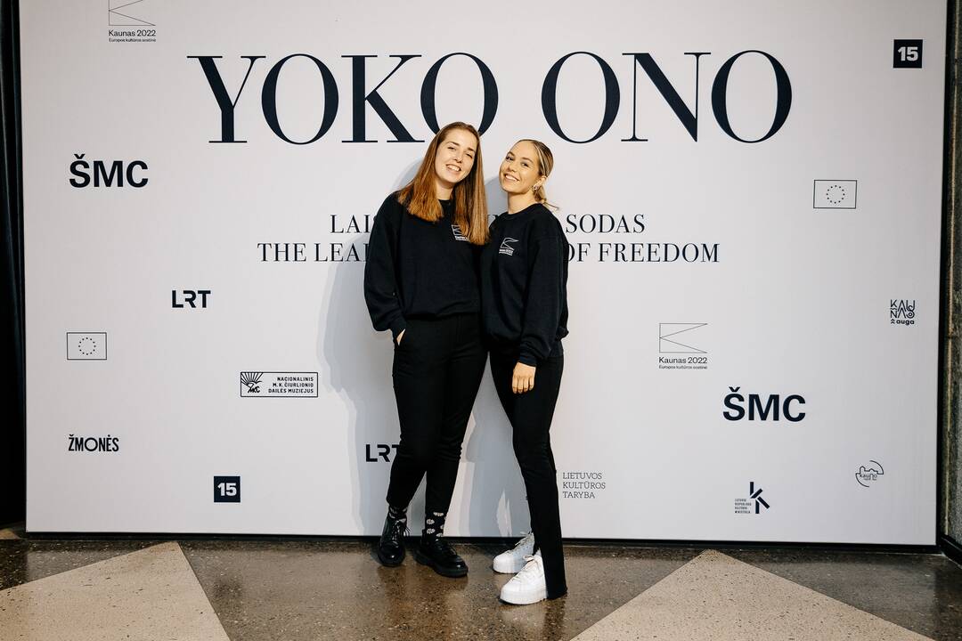 Yoko Ono parodos svečiai