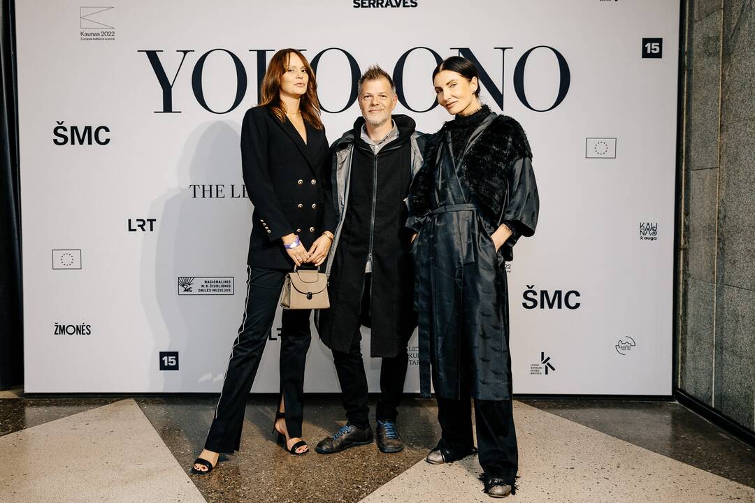Yoko Ono parodos svečiai