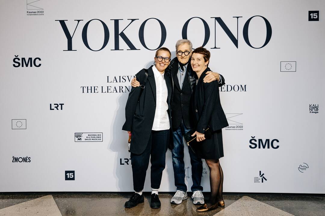 Yoko Ono parodos svečiai