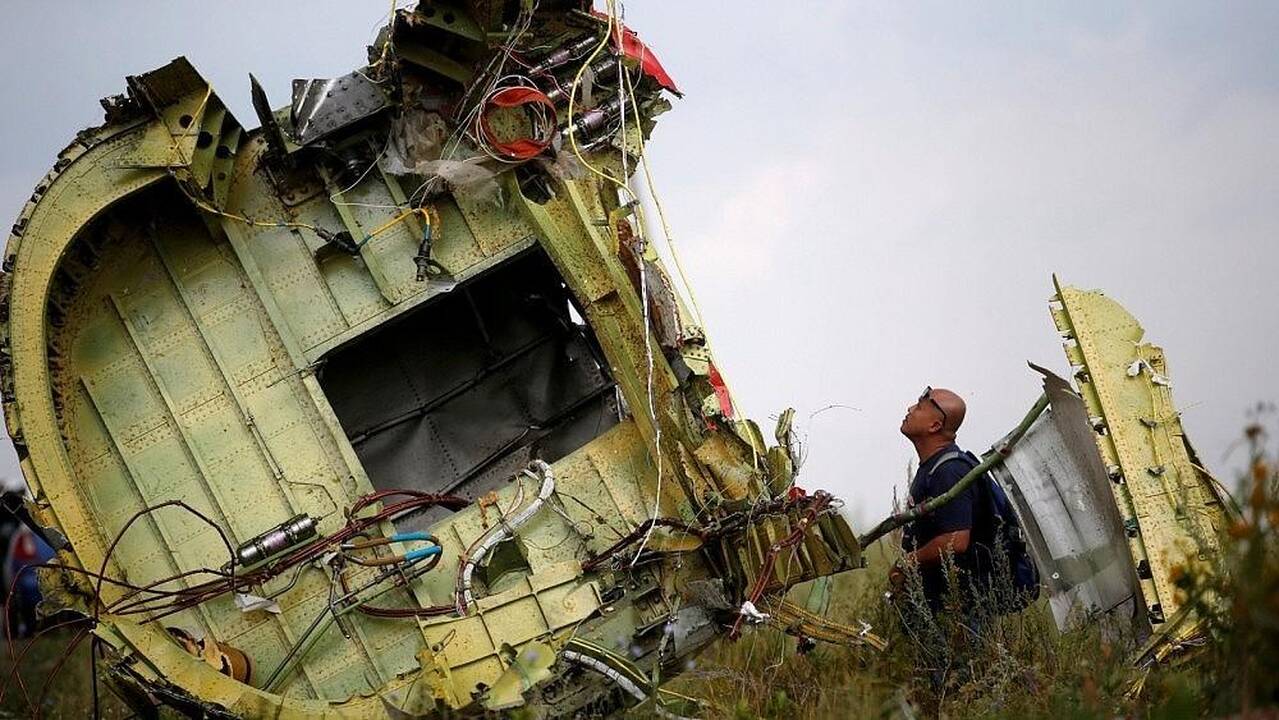 ES ir NATO ragina Rusiją prisiimti atsakomybę dėl lainerio numušimo (papildyta)