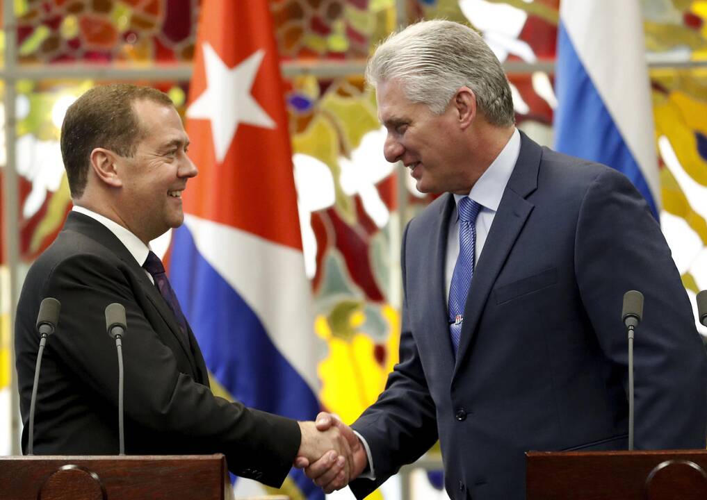 Dmitrijus Medvedevas ir Miguelis Diazas-Canelis