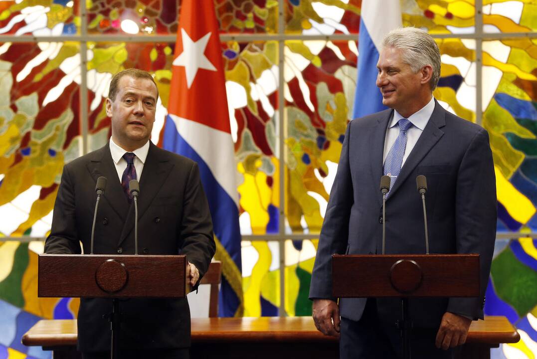Dmitrijus Medvedevas ir Miguelis Diazas-Canelis
