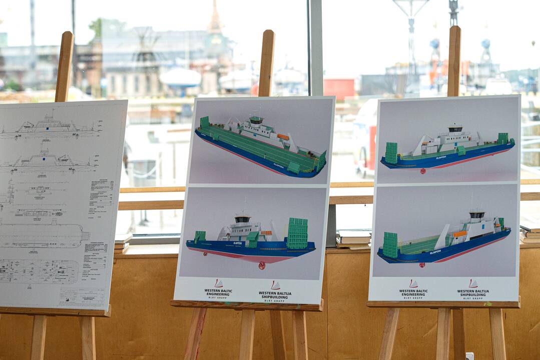 Naujovės: "Smiltynės perkėlos" vadovas M.Čiakas pristatė ateities planus – naują kitąmet atsirasiantį keltą, kuriam suteiktas "Klaipėdos" vardas, ir numatomą statyti naują pastatą.