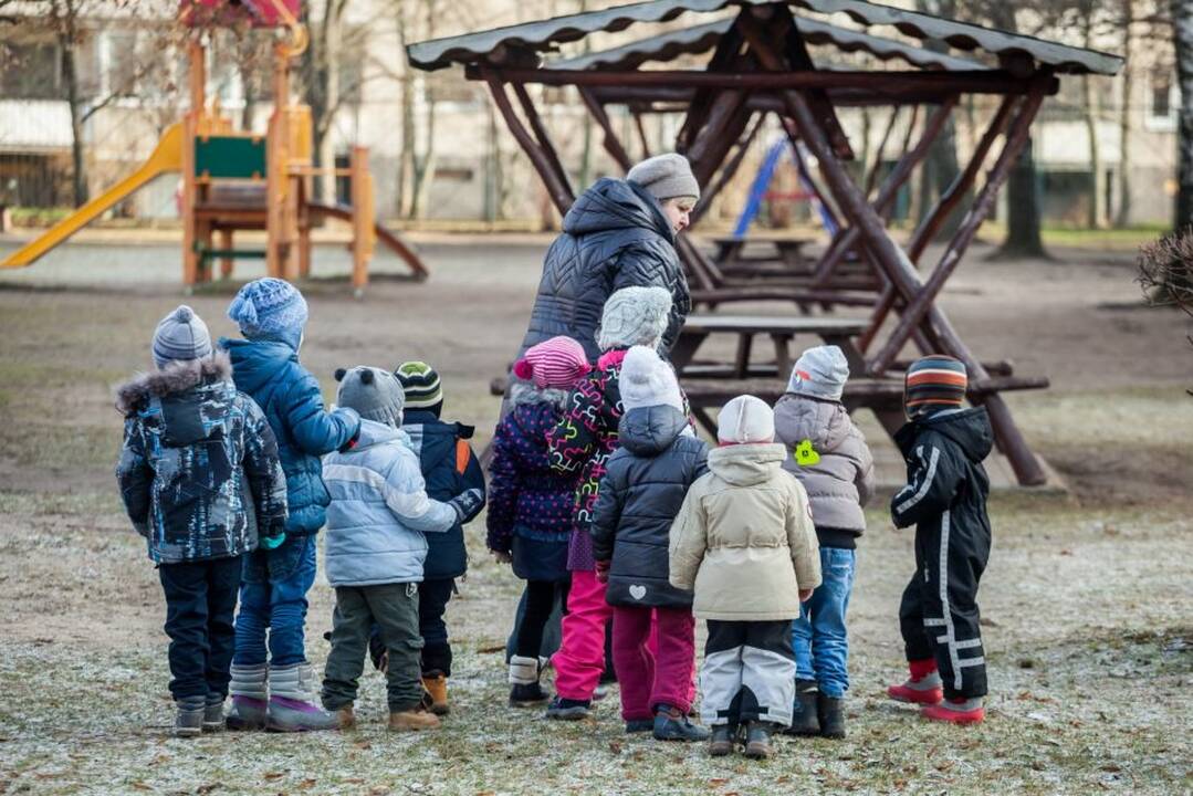 Sąsaja: vaikų emocijos keičiasi greitai, tačiau kiekviena patirta nuoskauda palieka pėdsaką mažoje širdelėje.