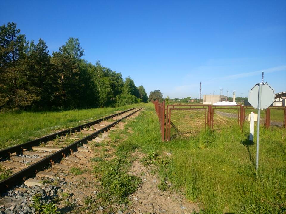 Situacija: verslininkų negąsdina raginimai nugriauti valstybinėje žemėje pastatytą tvorą, jų nepaveikė net NŽT skirtos baudos.
